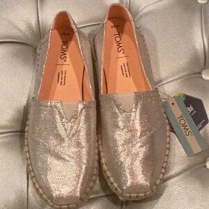 Tom’s Spanish Villa Sparkle Woven Alpargata Rope Shoes. Sz 6.5. NWT.